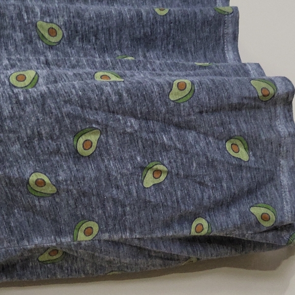 Avocado burnout tee - Picture 4 of 7